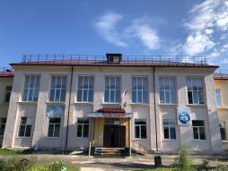Вход в школу